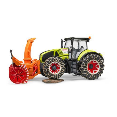 Claas Axion 950 with snow chains and snowblower - Image 4