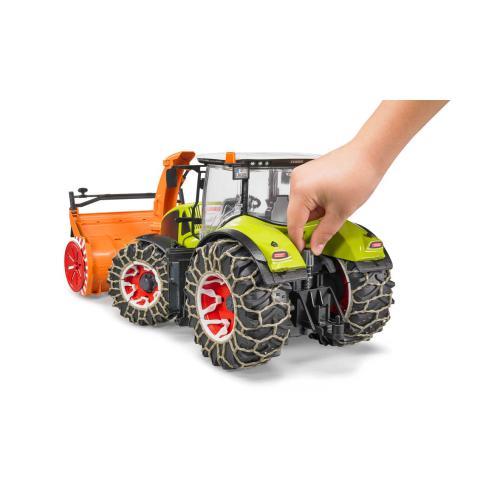 Claas Axion 950 with snow chains and snowblower - Image 8
