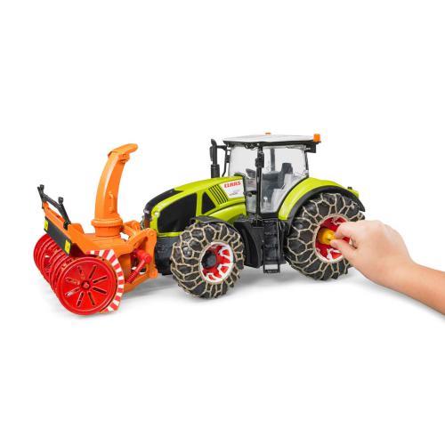 Claas Axion 950 with snow chains and snowblower - Image 9