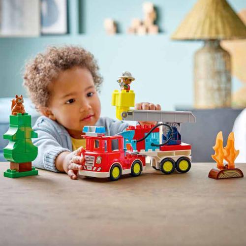 Duplo Town - Camião dos Bombeiros c/ Bombeiro - Image 7