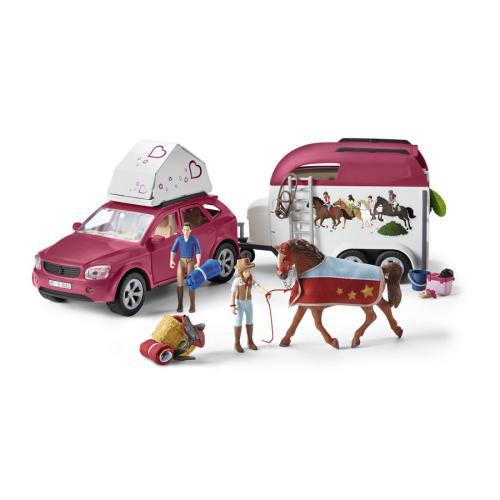 Aventura com carro e reboque para cavalos