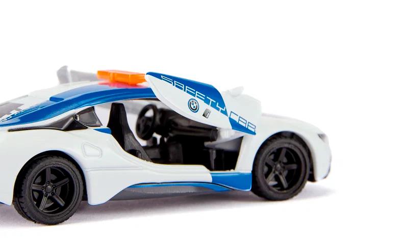 BMW i8 Safety Car - Image 2