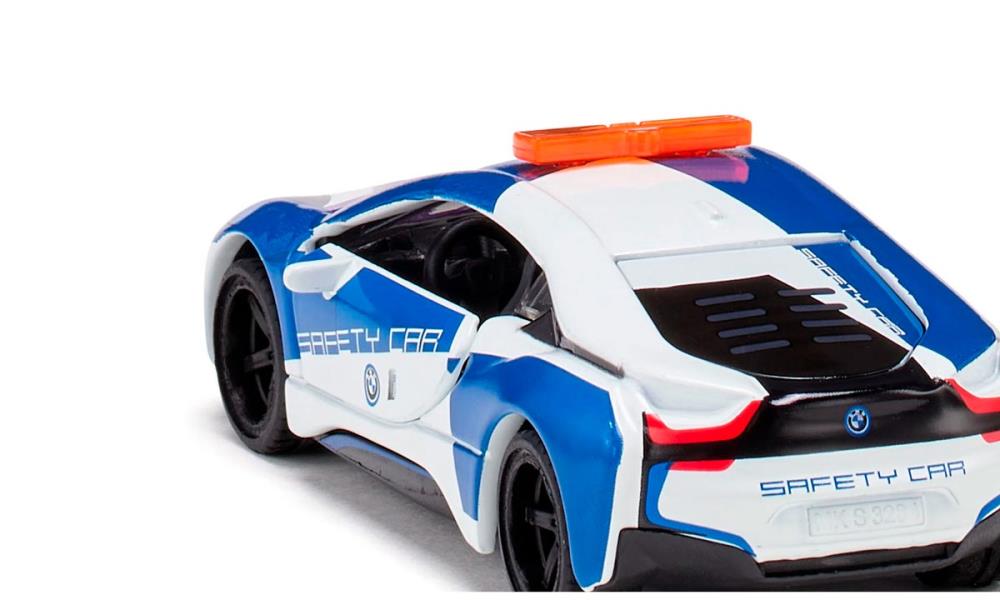 BMW i8 Safety Car - Image 6