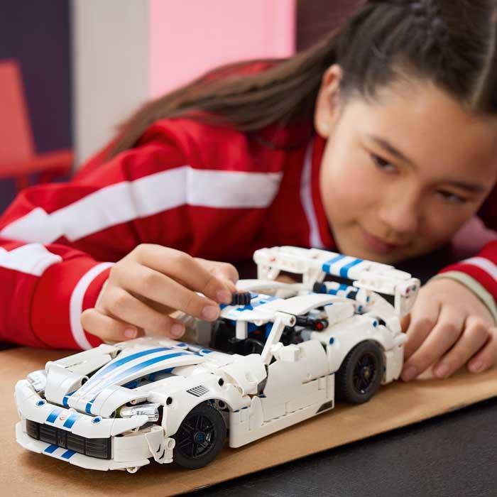 Technic - Carro Desportivo Dodge Viper GTS-R - Image 7